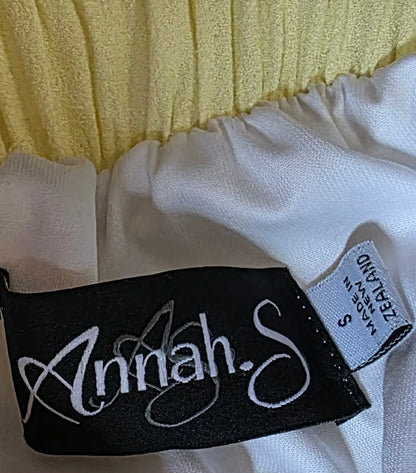 Annah.S – Pastel Yellow Floral Midi Dress